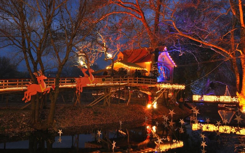 to-megalutero-xristougenniatiko-parko-stin-ellada-anoigei-sta-trikala-stis-29-noembriou