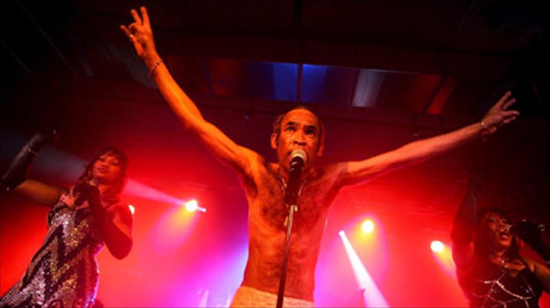 pethane-o-tragoudistis-ton-boney-m-bobby-farrell-tragoudistis-ton-boney-m-bobby-farrell