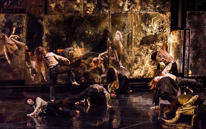 tzeims-tieree-o-eggonos-tou-tsaplin-epistrefei-me-ena-paramuthenio-theama-eggonos-tou-tsaplin-epistrefei-me-ena-paramuthenio-theama