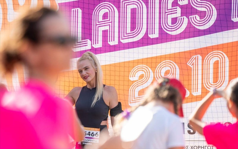 ladies-run-2024-gunaikeio-rantebou-stin-astir-beach-gia-kalo-skopo