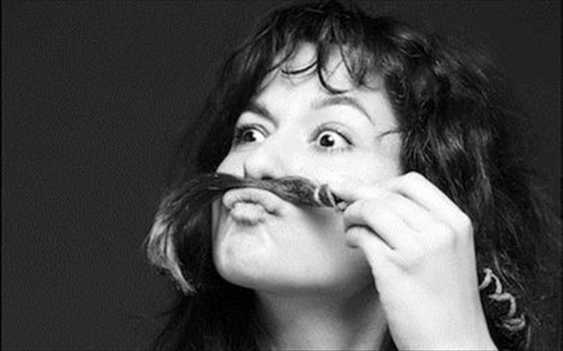 duo-neoi-kallitexnes-stis-athinaikes-skines