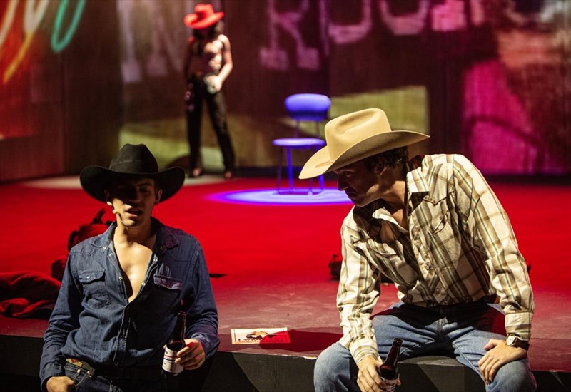 brokeback-mountain-to-theatro-knosos-sustinetai-ksana-sto-koino-me-ena-spoudaio-theatriko-gegonos