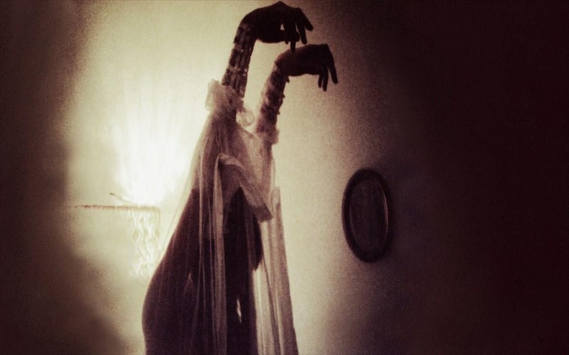 ilektronika-mix-sto-six-dogs