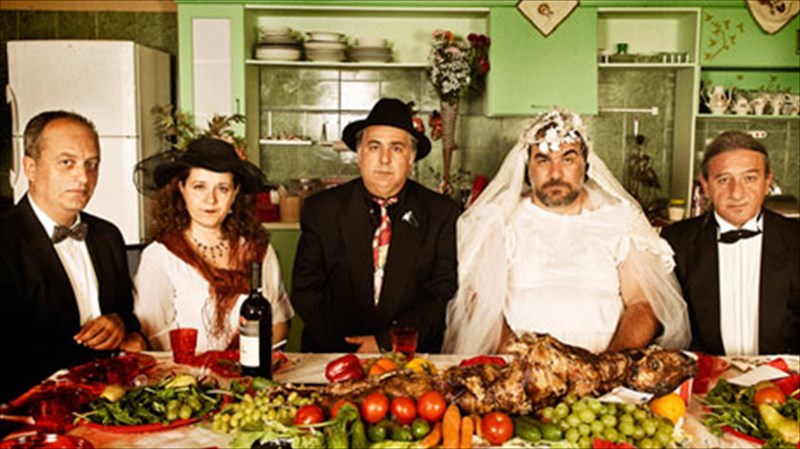 oi-agamoi-thutai-gia-ligo-akoma-ston-zugo