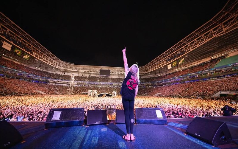 telos-epoxis-apoxorei-o-nicko-mcbrain-apo-tous-iron-maiden-nicko-mcbrain-apo-tous-iron-maiden