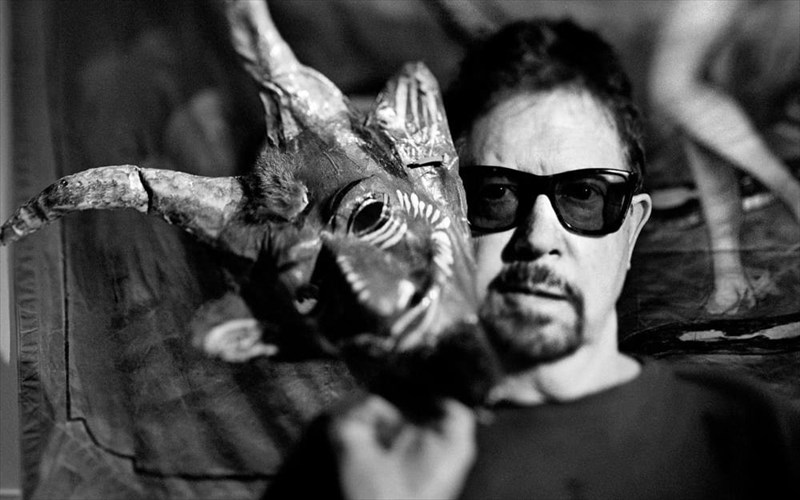 pethane-o-suggrafeas-tom-rompins-suggrafeas-tom-rompins