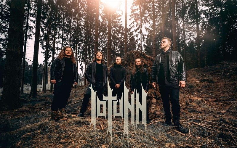 oi-iotunn-sto-terra-republic-gia-to-rockwave-festival