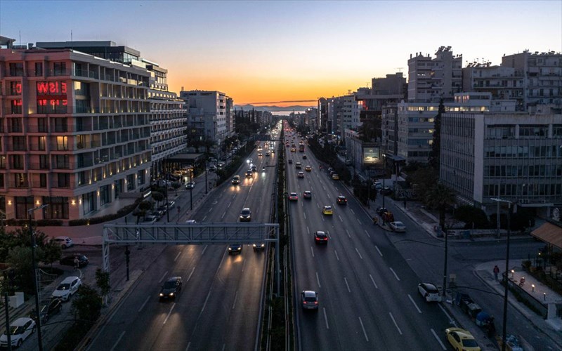 ti-fernei-fetos-i-gefura-mousikis-pano-apo-ti-suggrou-tis-stegis-gefura-mousikis-pano-apo-ti-suggrou-tis-stegis