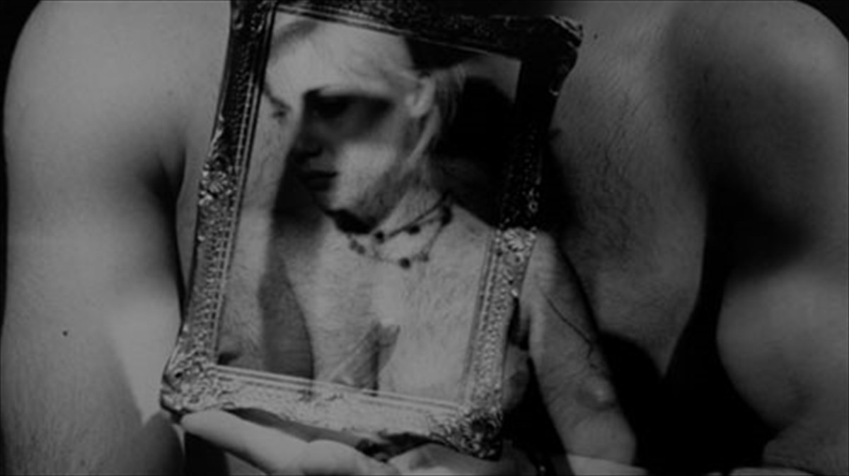 fotografiki-ekthesi-me-thema-tin-ksenofobia