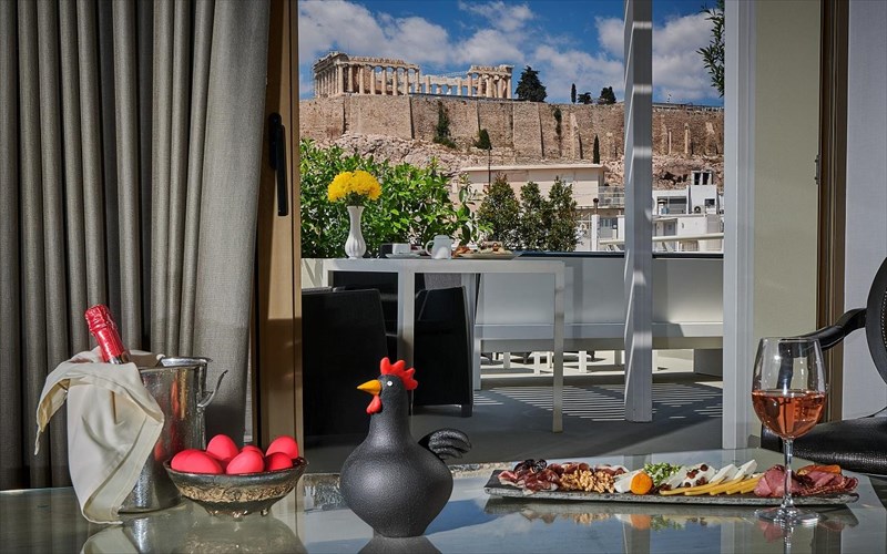 bouno-nisi-i-poli-ziste-ena-authentiko-pasxa-stous-monadikous-proorismous-divani-poli-ziste-ena-authentiko-pasxa-stous-monadikous-proorismous-divani