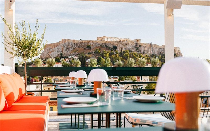 25i-martiou-me-thea-sti-limni-bouliagmeni-i-tin-akropoli-tin-akropoli