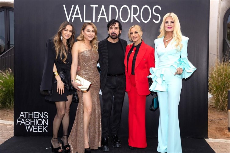 fantasmagoriko-finale-gia-tin-36i-ebdomada-modas-tis-athinas