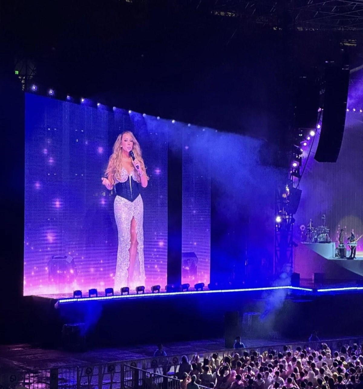 mariah-carey-celia-kritharioti