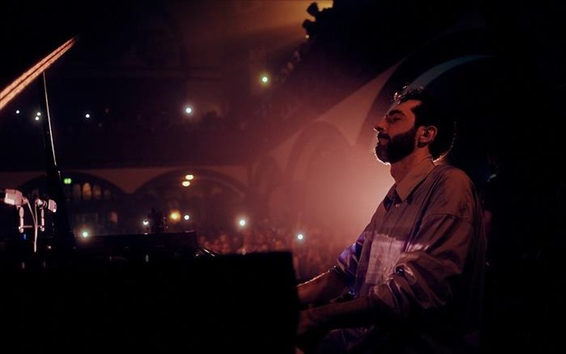 evgeny-grinko-i-melodia-tis-siopis-sto-piano-kai-sto-odeio-athinon