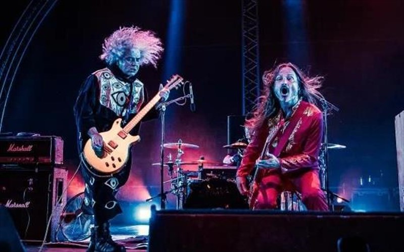 h-texnopoli-metra-ena-mina-gia-ti-megali-epistrofi-ton-melvins