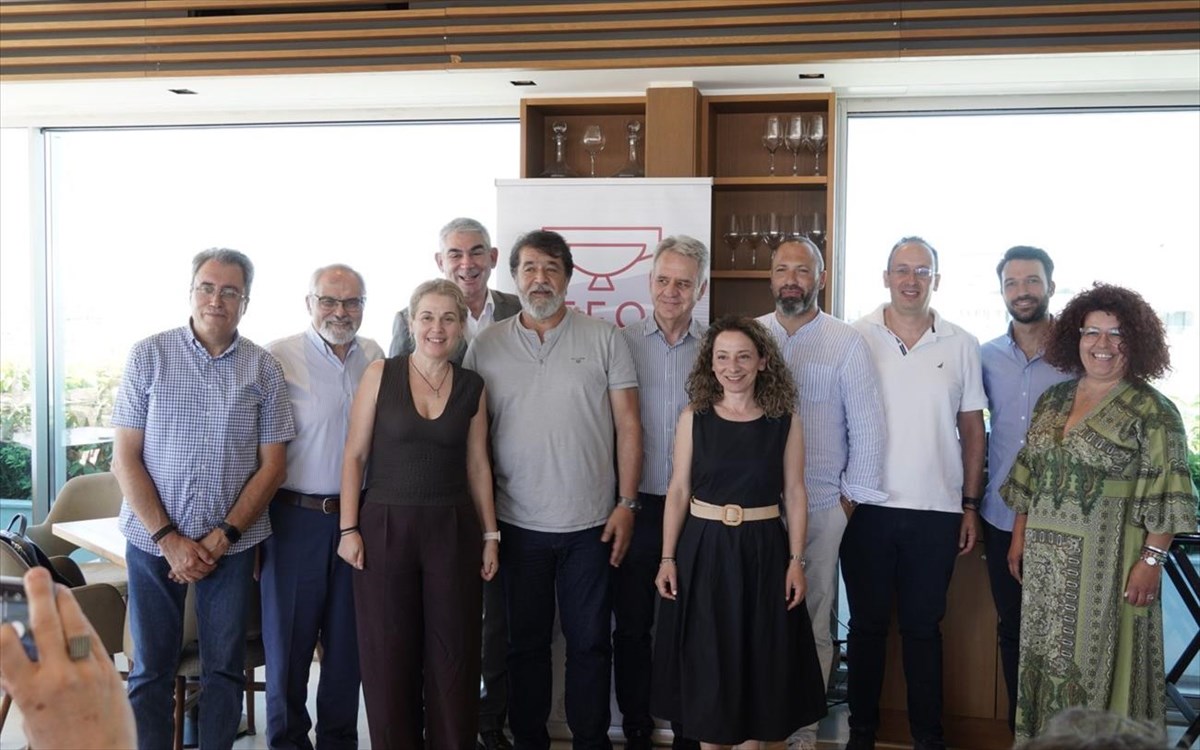 ds-syndesmoy-ellinikoy-oinoy