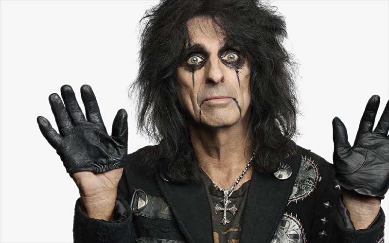 o-arxiereas-tou-shock-rock-alice-cooper-erxetai-sto-rockwave-festival