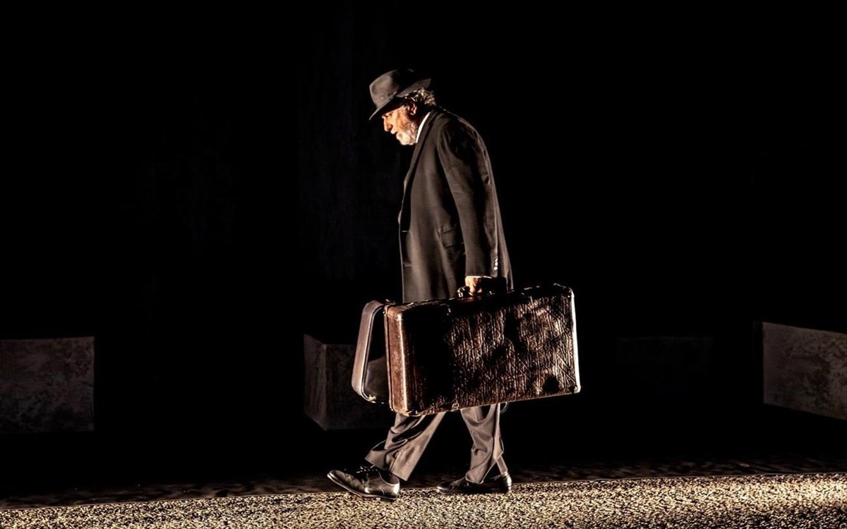 o-thanatos-tou-emporakou-thanatos-tou-emporakou