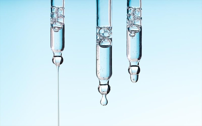 giati-akoume-sunexos-gia-ti-niasinamidi