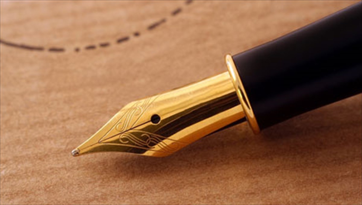 enas-duslektikos-lilipouteios-suggrafeas