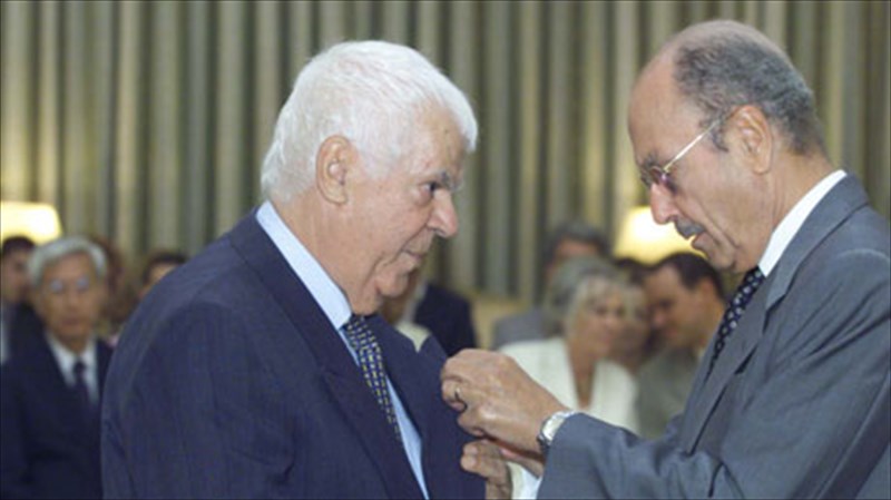 efuge-o-tzon-modinos-tzon-modinos