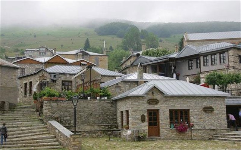 ta-pio-xristougenniatika-ellinika-xoria-gia-authentikes-aksexastes-giortes