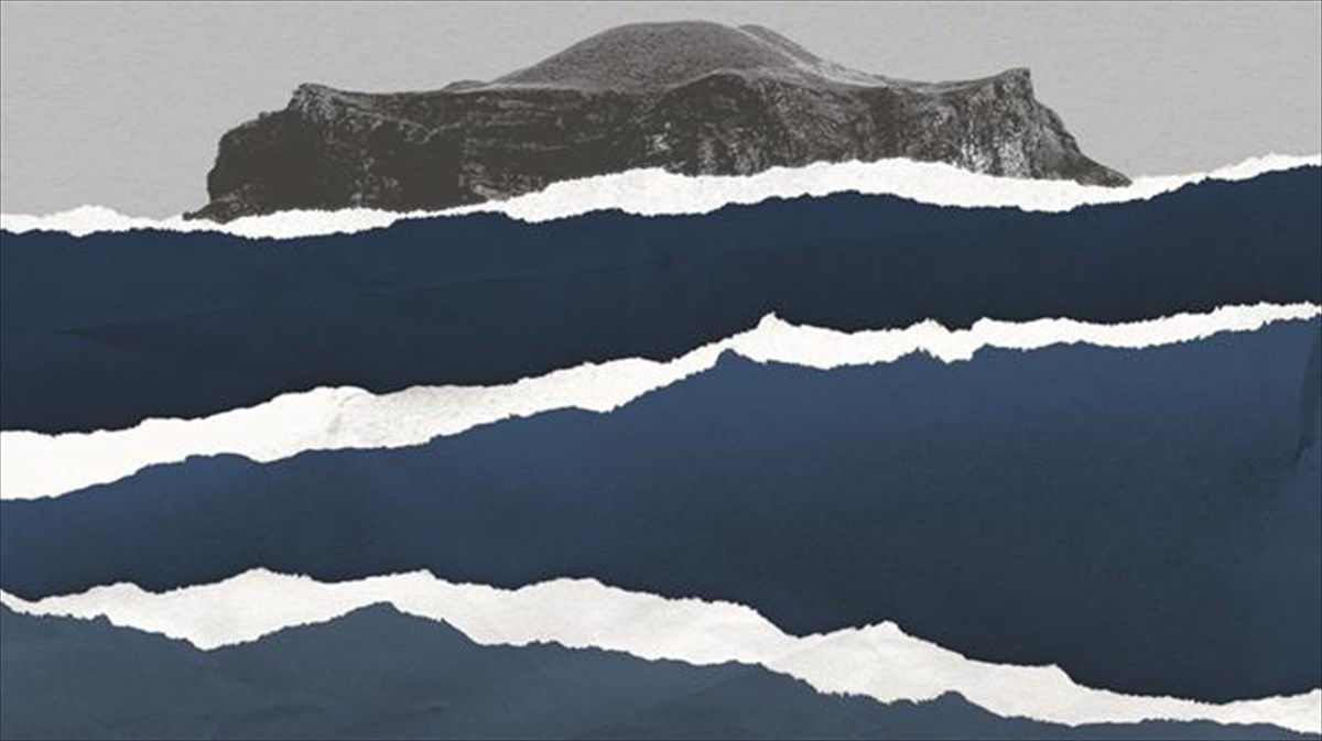 to-agori-apo-ti-thalassa-i-istoria-mias-oikogeneias-se-ena-ekthambotiko-muthistorima-istoria-mias-oikogeneias-se-ena-ekthambotiko-muthistorima