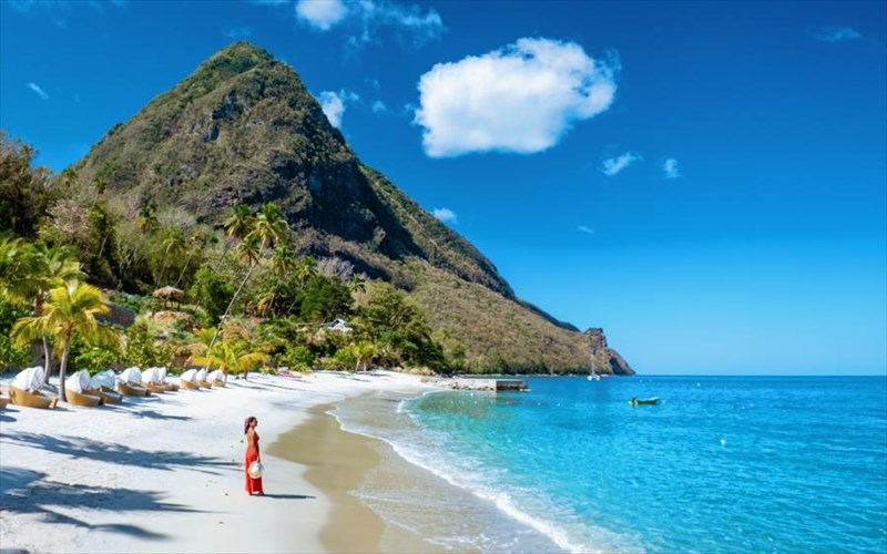 ti-allazei-sta-taksidia-to-2026-sumfona-me-tin-bookingcom