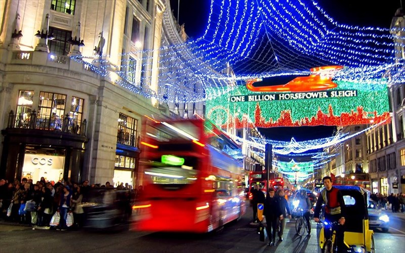 aksexasta-xristougenna-sto-lampero-londino