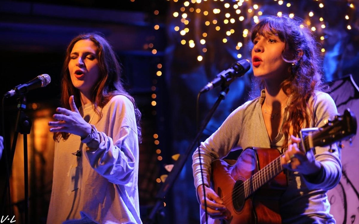 oi-skiadareses-ston-stauro-tou-notou-club