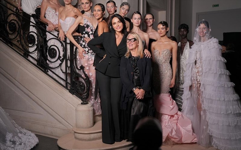 deite-ti-nea-sullogi-celia-kritharioti-ss26-pou-zontanepse-ti-xrusi-epoxi-tou-xoligount-sto-parisi