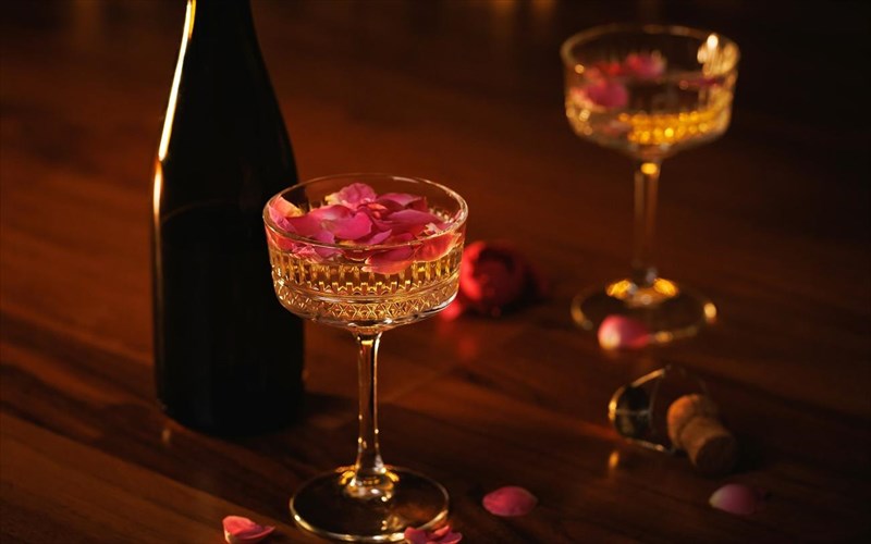 krasi-erotas-kai-fusalides-i-teleia-suntagi-gia-ton-balentino