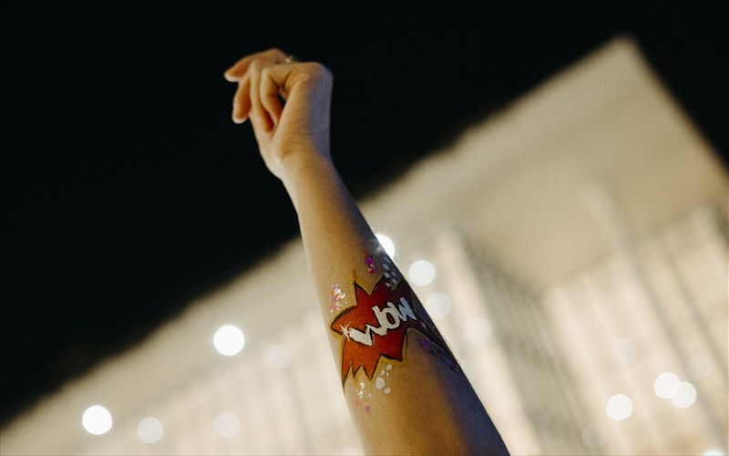 to-wow-women-of-the-world-athens-thigei-ta-pio-epikaira-zitimata-gia-tin-emfuli-isotita-women-of-the-world-athens-thigei-ta-pio-epikaira-zitimata-gia-tin-emfuli-isotita