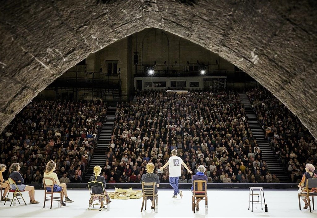 o-tiago-rodrigues-epistrefei-sti-stegi