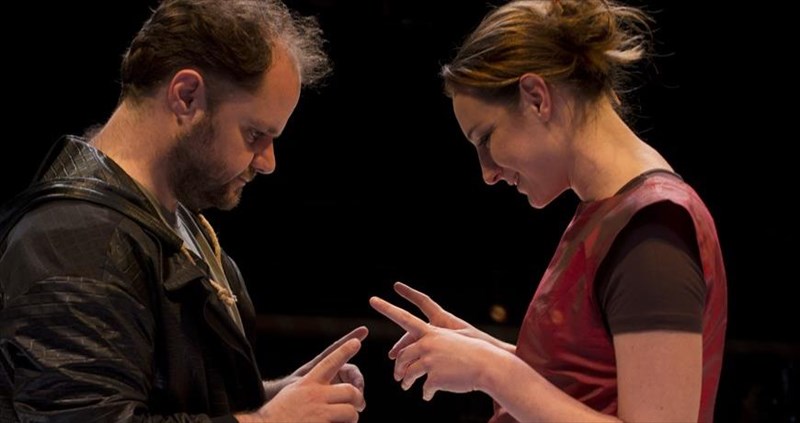 kritiki-theatrou-asterismoi