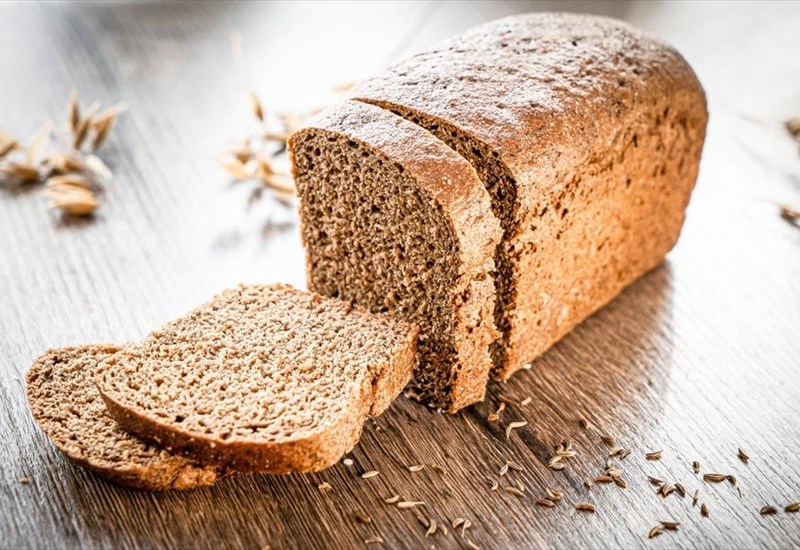 psomi-tou-tost-pos-na-dialeksete-to-pio-ugieino-kai-ti-na-koitate-stin-etiketa