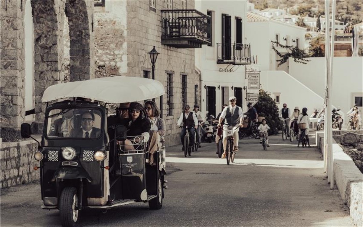spetses-tweed-run