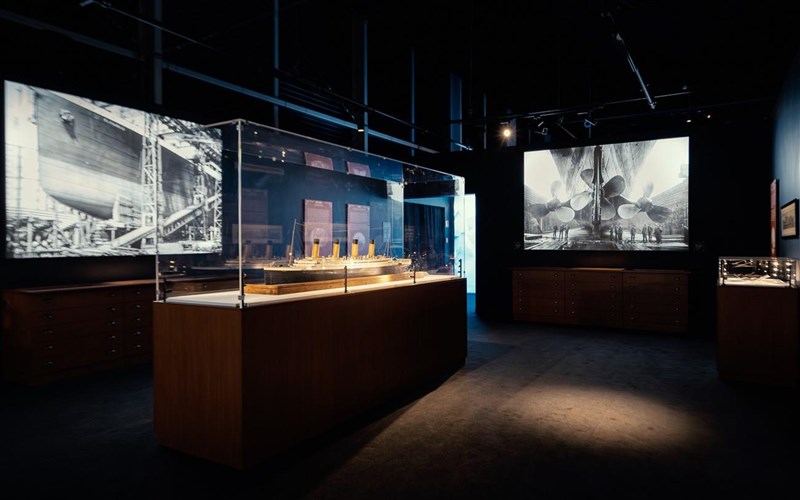 o-titanic-zontaneuei-sto-goudi