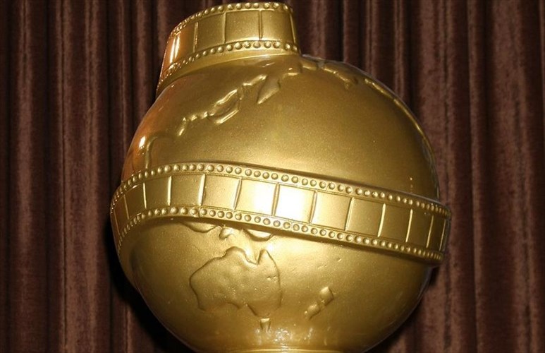 dimofileis-star-stin-omada-parousiaston-gia-tis-xruses-sfaires