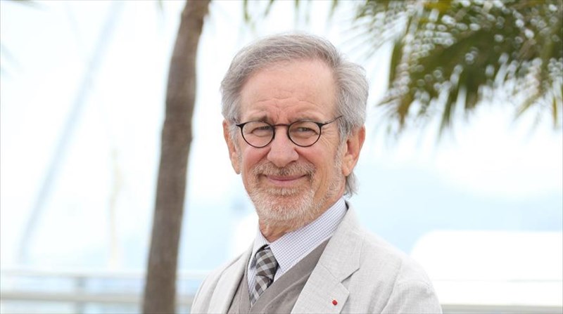 stiben-spilmpergk-thelei-na-anastisei-senario-tou-paliou-xoligount