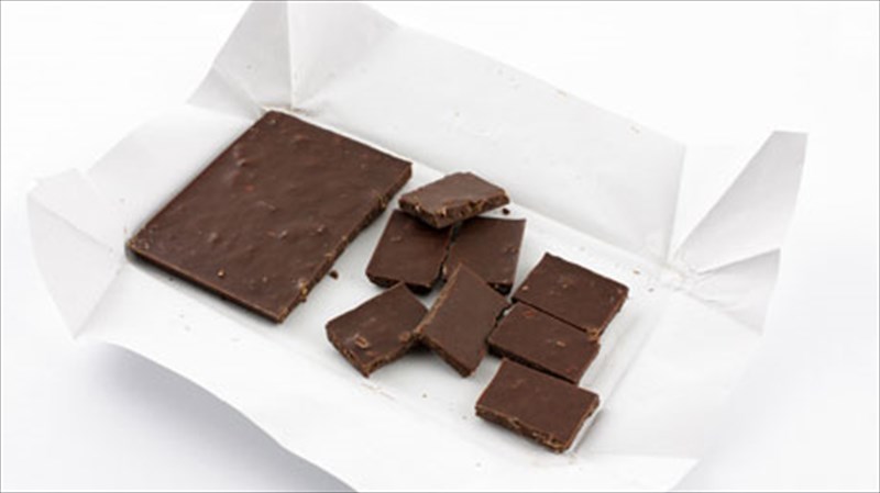 i-sokolata-ygeias-paulidi-mpainei-se-mouseio