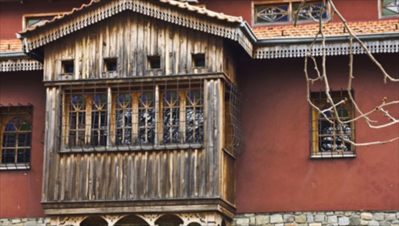 metsobo-mia-oreini-apodrasi-pou-ta-exei-ola