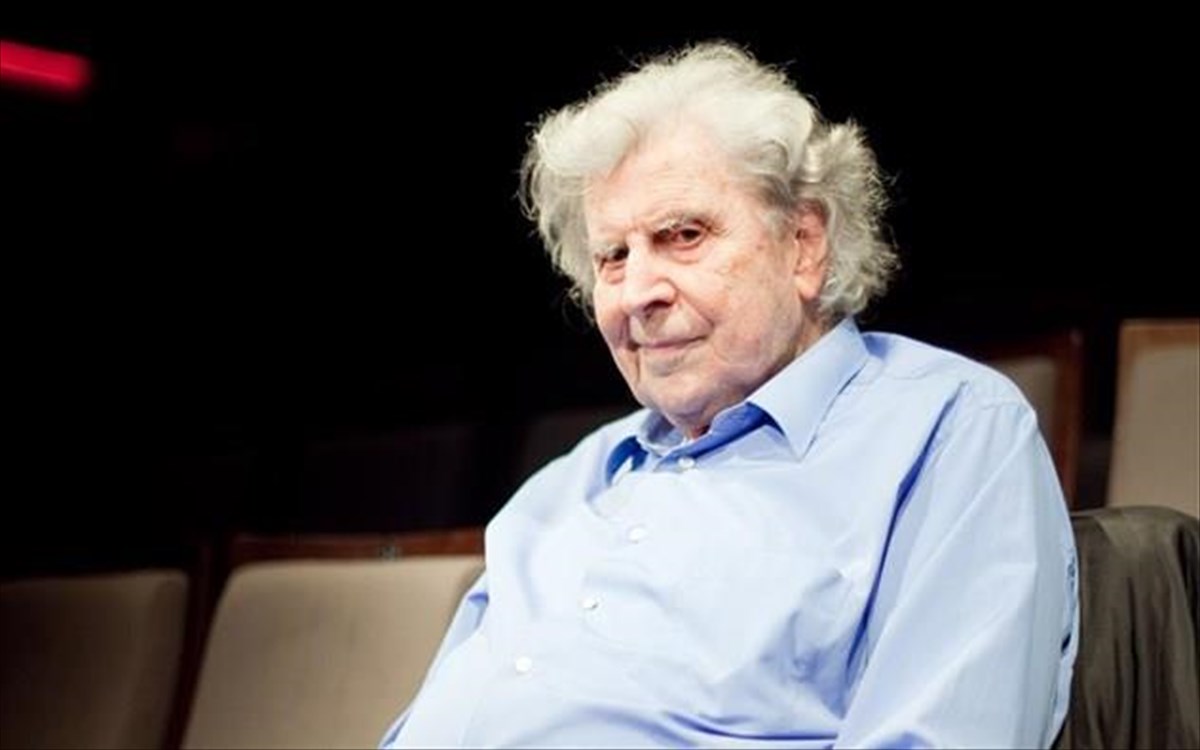 mikis-theodorakis-foto