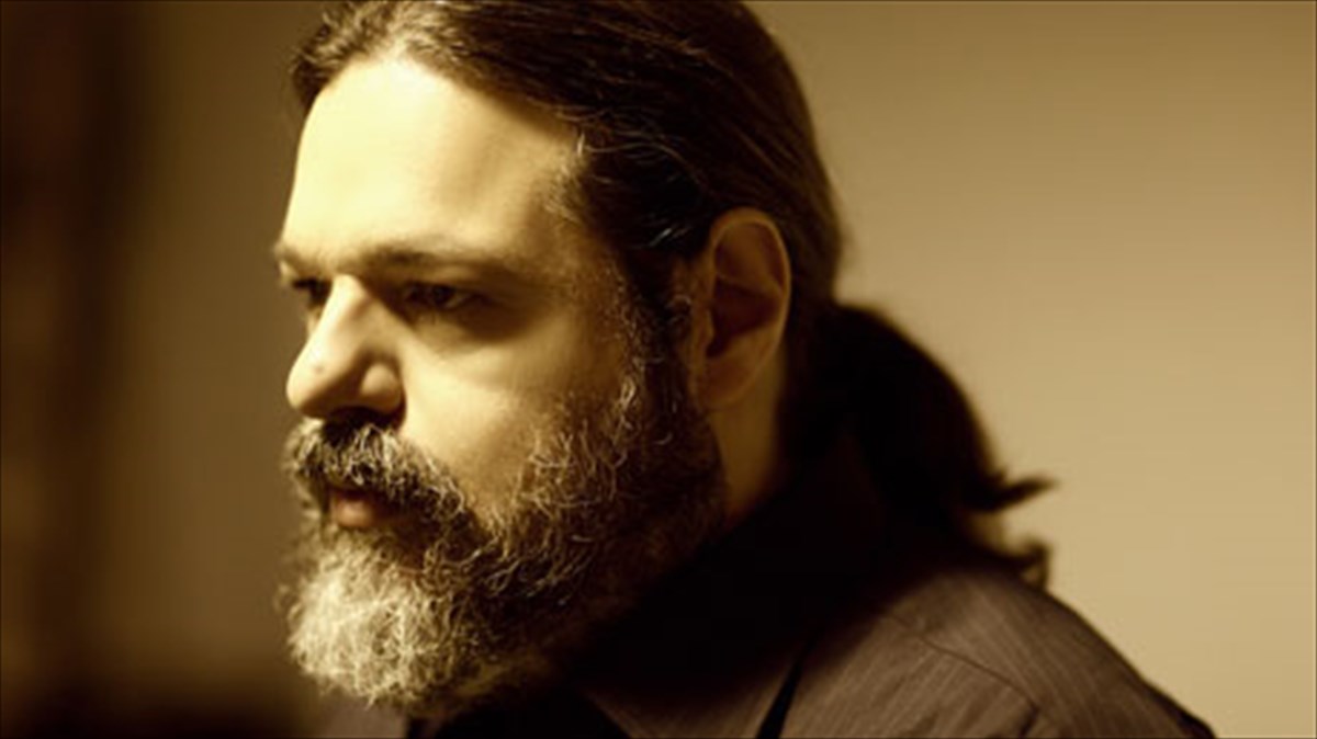 mousiko-afieroma-ston-megalo-suntheti-stauro-kougioumtzi