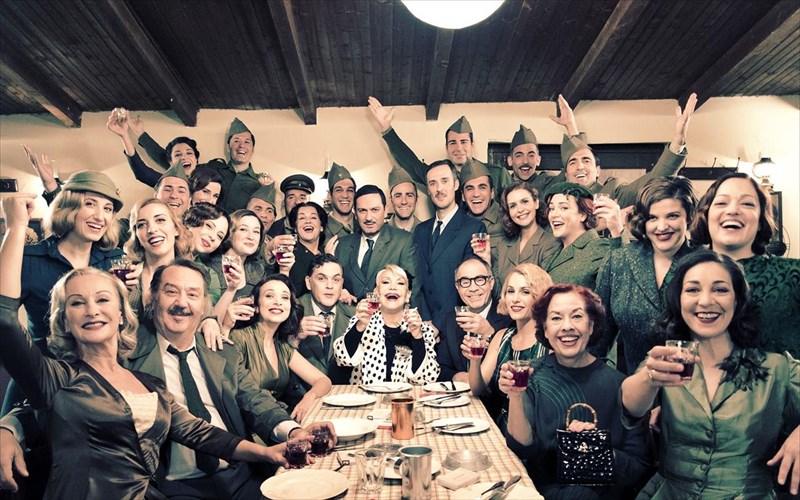 i-marinella-sunanta-ti-bempo-se-miouzikal-uperparagogi