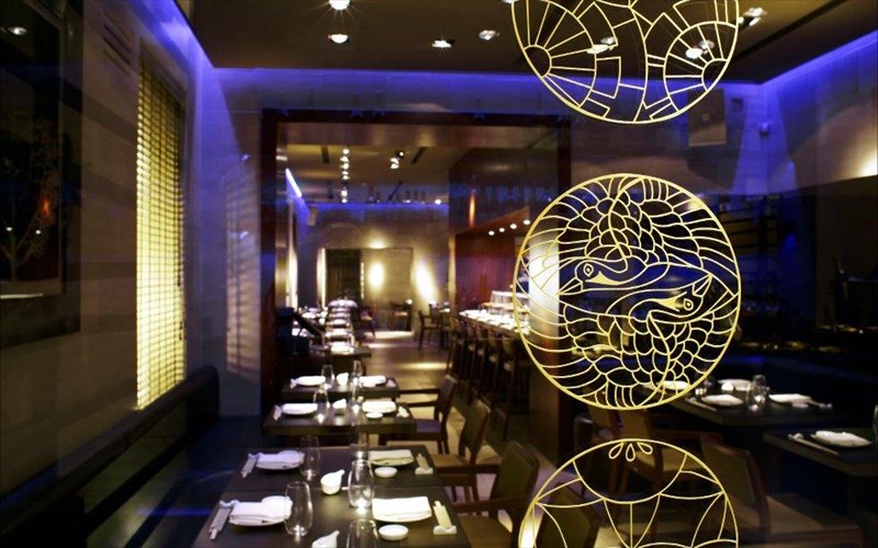 i-asia-metakomise-sto-kolonaki