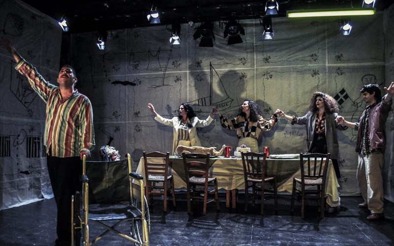 lena-kitsopoulou-to-diigima-tis-sunexizei-tin-poreia-tou-sto-theatro