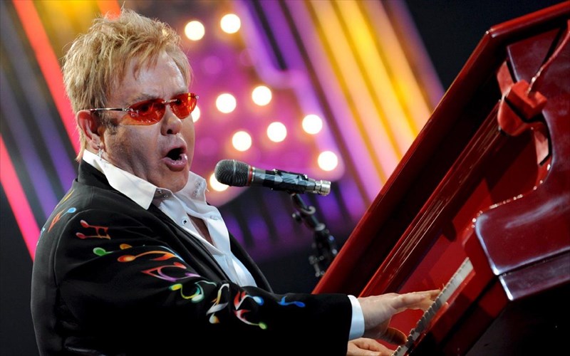 elton-tzon-enantion-poutin