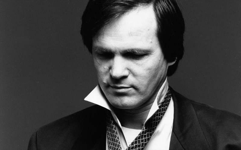 o-xristos-nikolopoulos-me-tis-zois-tou-ta-tragoudia-sto-megaro