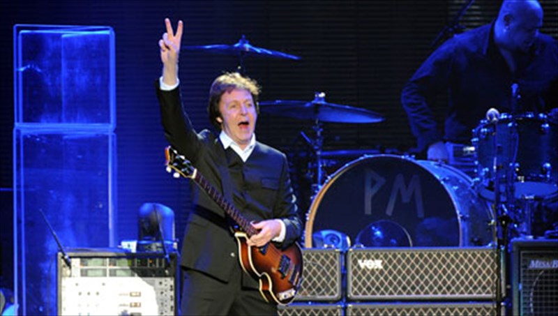 oi-beatles-ti-deutera-den-trone-kreas